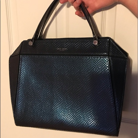 SOLD🖤Henri Bendel Cyan Metallic Bijoux Satchel - Picture 7 of 8
